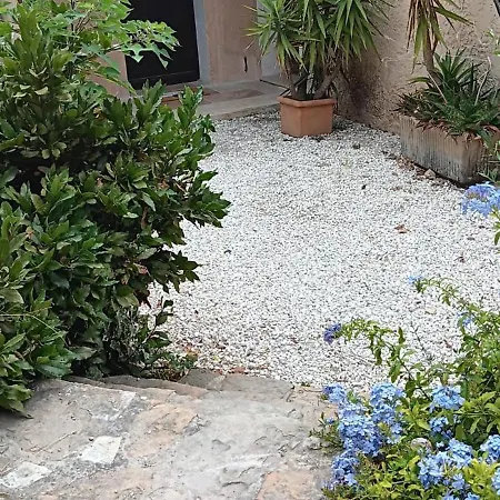 Holiday home Maison Cosy Pour 4 A 5 Personnes 10mns Des Plages *